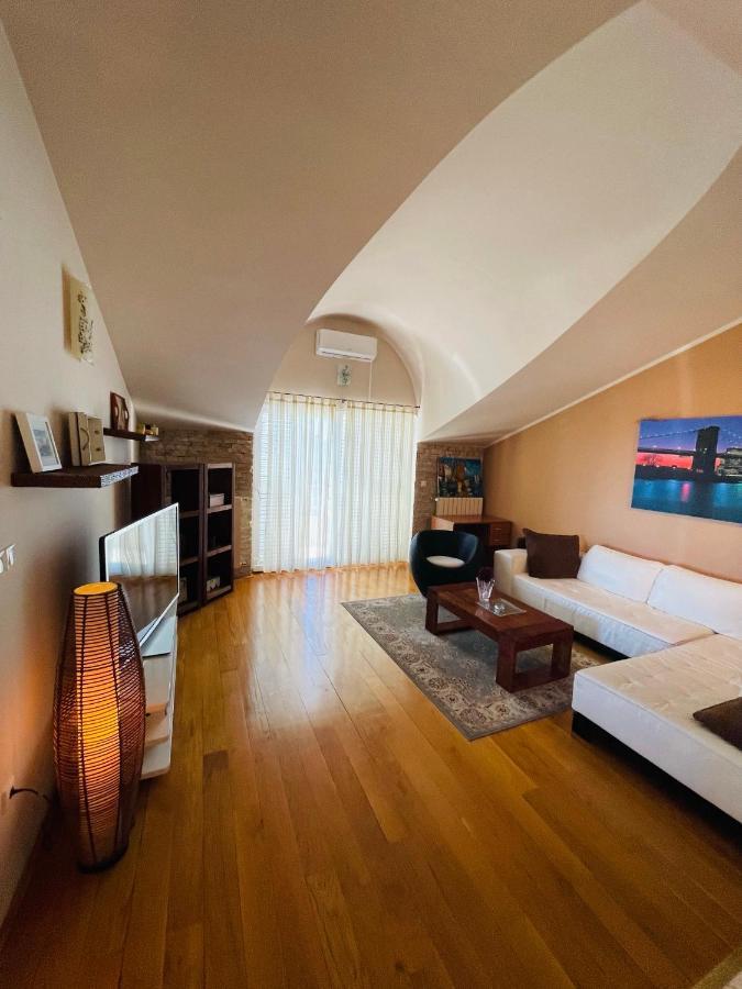 Apartment Toma *