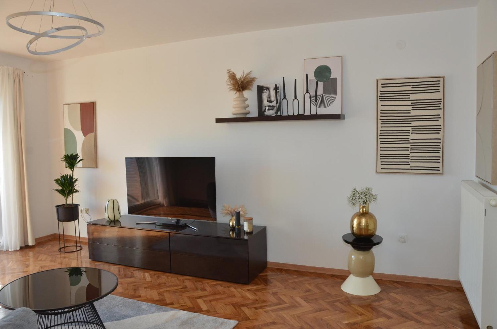 Toma Apartment *