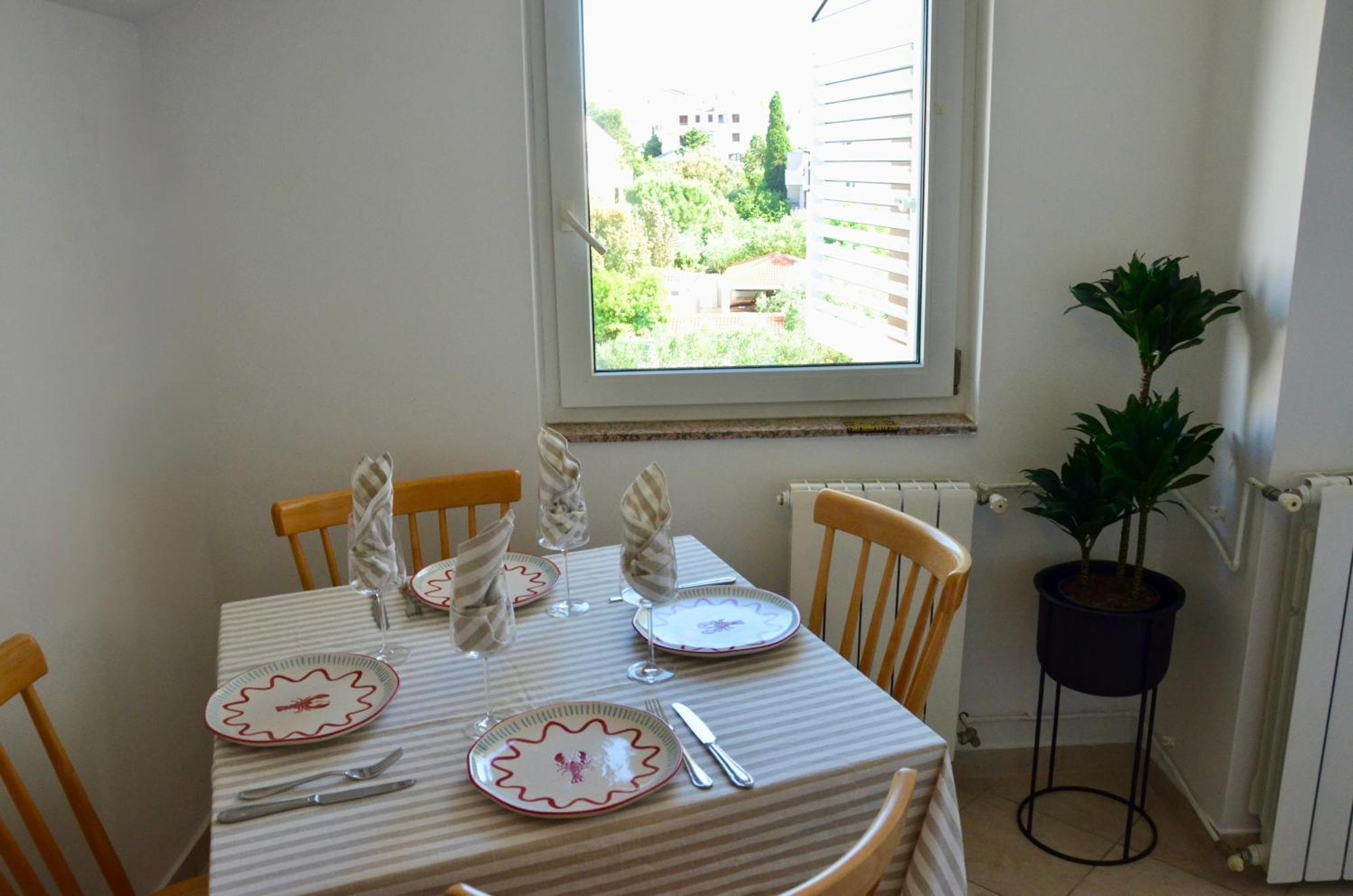 Toma Apartment *